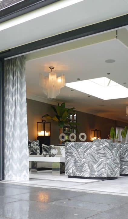 Open Corner Aluminium Sliding Doors