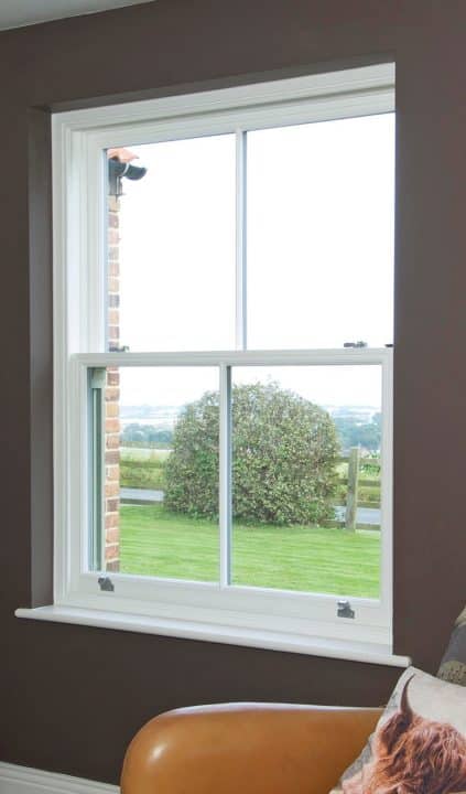 Timber Sash Window in White with 18mm Astragal Bar