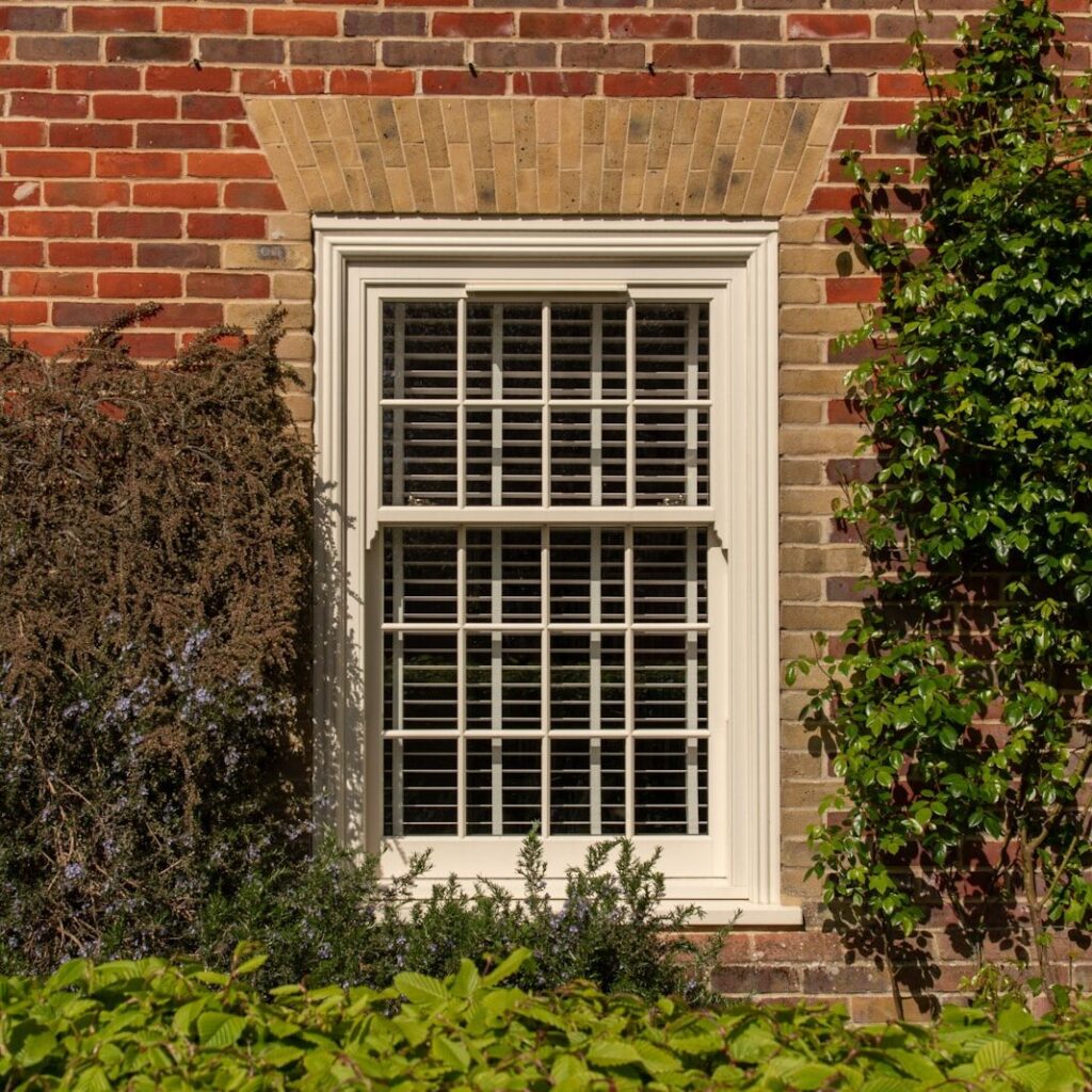 Bygone PVCu sash window in white